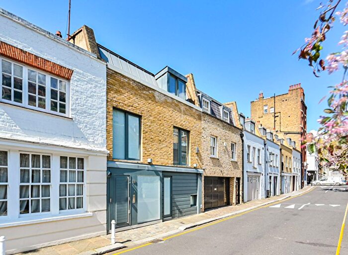 2 Bedroom Terraced House For Sale In Cadogan Lane, Knightsbridge, London, SW1X