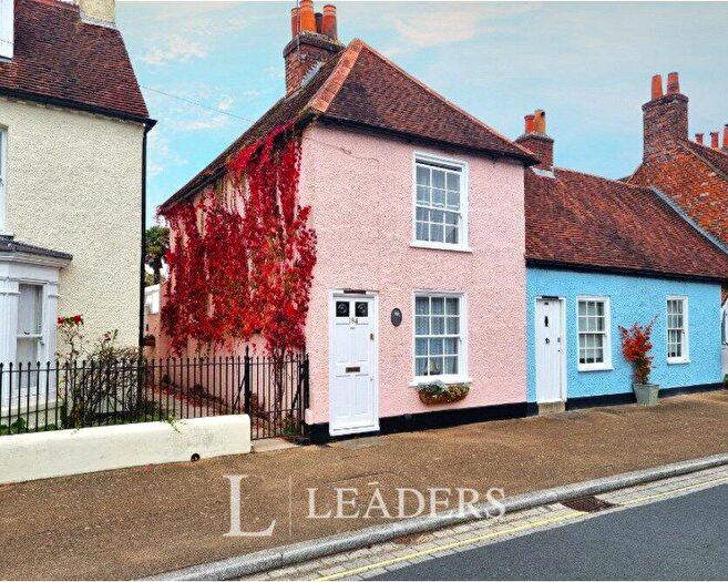2 Bedroom Detached House To Rent In Castle Street, Portchester, PO16