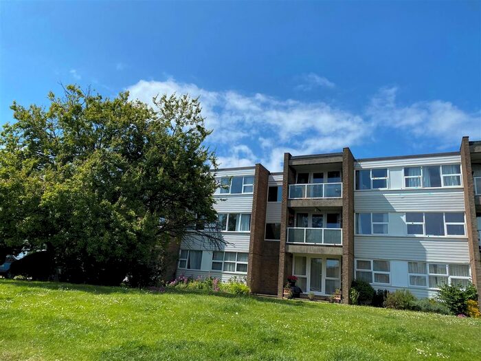 2 Bedroom Flat To Rent In Littlehampton Road, Worthing, BN13