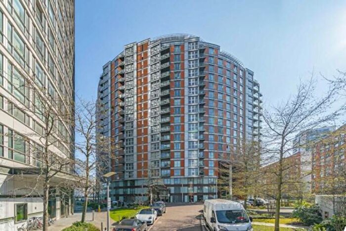 Studio To Rent In New Providence Wharf, Fairmount Avenue, Blackwall, Canary Wharf, London, E14