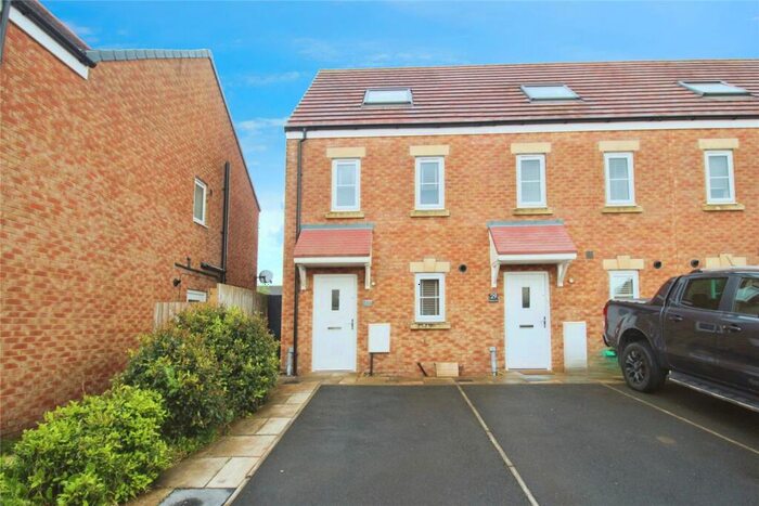 3 Bedroom End Of Terrace House For Sale In Bleaberry Way, Carlisle, Cumbria, CA2