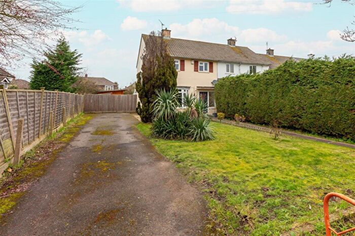 2 Bedroom End Of Terrace House For Sale In Charlton Road | Brentry, BS10