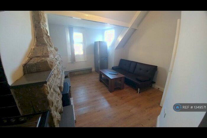 2 Bedroom Flat To Rent In Grattan Road, Bradford, BD1