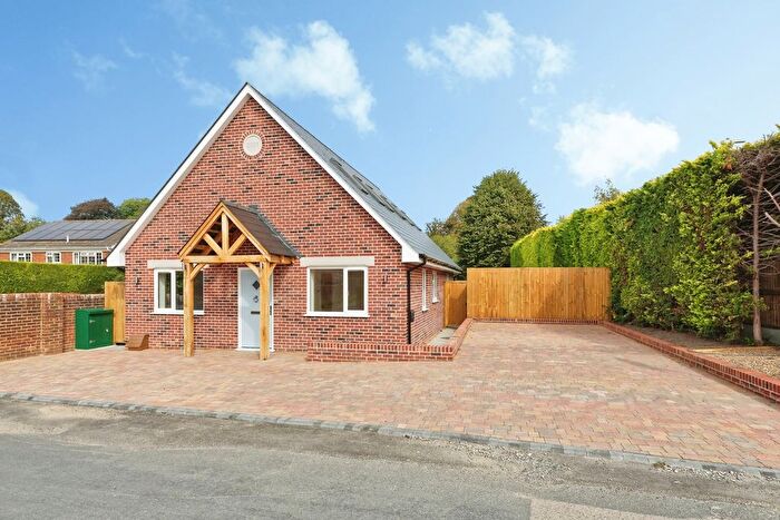3 Bedroom Bungalow For Sale In Westcourt Lane, Shepherdswell, Dover, Kent, CT15