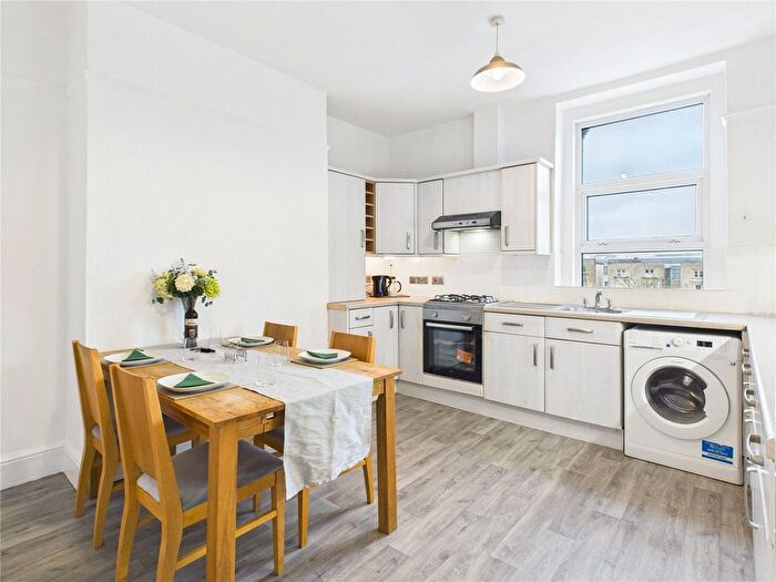 2 Bedroom Flat To Rent In Coronation Road, Southville, Bristol, BS3