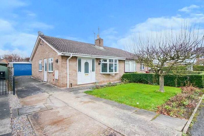 2 Bedroom Semi-Detached Bungalow To Rent In Churchfield Drive, Wigginton, York, YO32