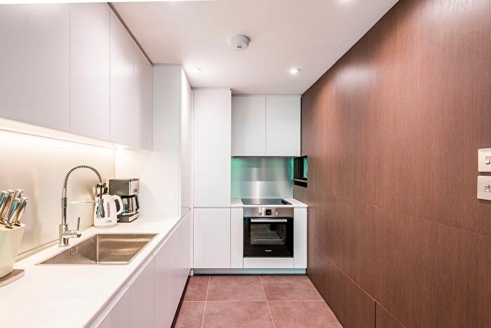 2 Bedroom Flat To Rent In Bramham Gardens, London, SW5