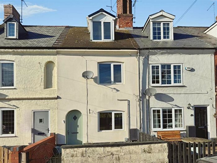 3 Bedroom Terraced House For Sale In Shireoaks Row, Shireoaks, Worksop, S81