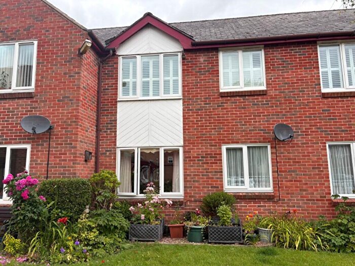 2 Bedroom Retirement Property For Sale In Henmore Place, Ashbourne, Derbyshire, DE6