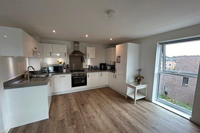 2 Bedroom Flat To Rent In Pankhurst Drive, Manchester, M32