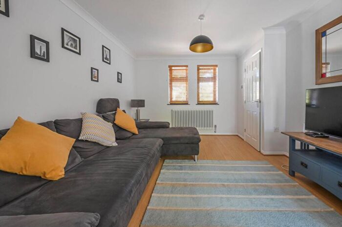 3 Bedroom Terraced House To Rent In Spirit Quay, Wapping, London, E1W