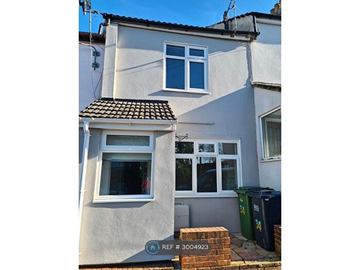 2 Bedroom Terraced House To Rent In Sandown Road, Hastings, TN35