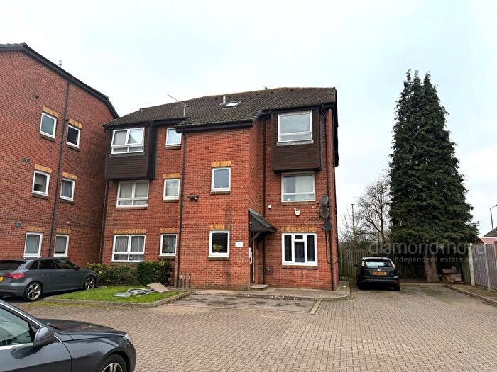 1 Bedroom Flat To Rent In Braemar Gardens, Slough, SL1