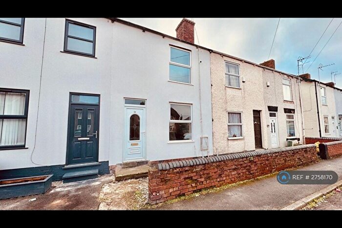 2 Bedroom Terraced House To Rent In Chapman Lane, Chesterfield, S42