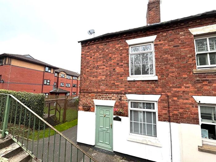 3 Bedroom End Of Terrace House For Sale In Station Road, Rugeley, WS15
