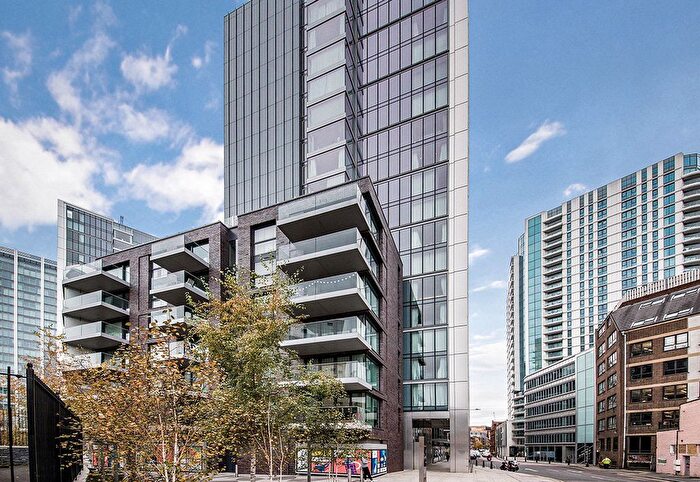 3 Bedroom Flat To Rent In Meranti House, Alie Street, London, London, E1