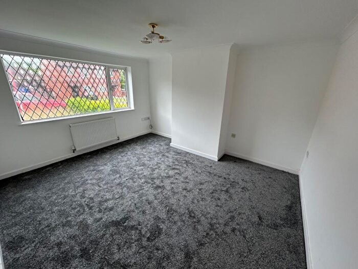 3 Bedroom Semi-Detached House To Rent In Paisley Close, Staveley, Chesterfield, S43