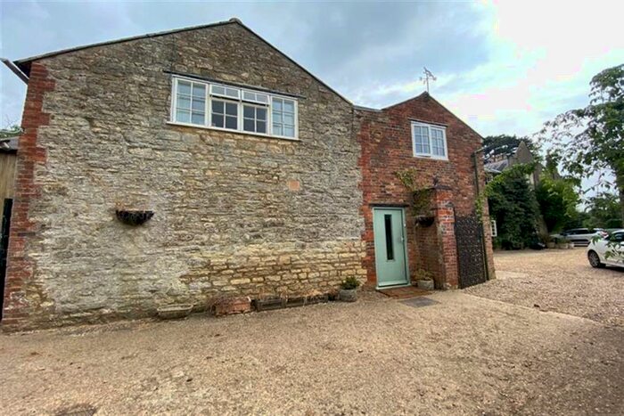 2 Bedroom Flat To Rent In Leckhamspted House, Buckingham, MK18