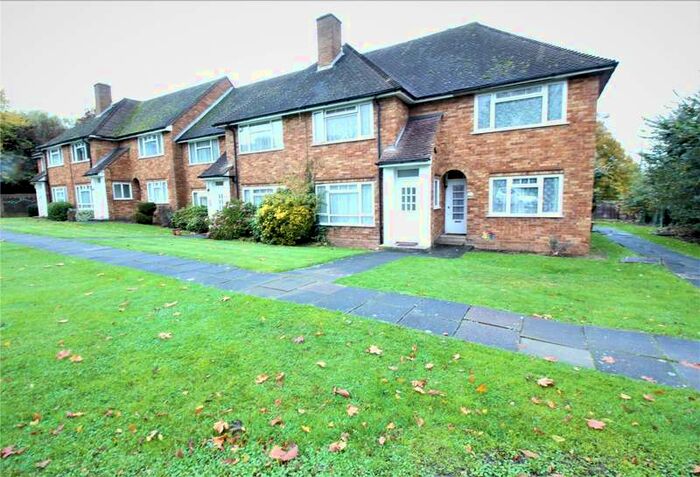 2 Bedroom Maisonette Flat To Rent In Kerry Court, Stanmore, Hertfordshire HA7
