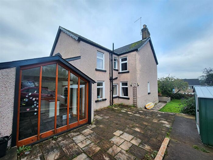 3 Bedroom Semi-Detached House To Rent In Station Terrace, Cinderford, GL14