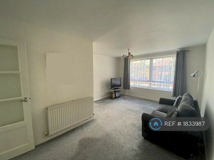 2 Bedroom Flat To Rent In The Prior, Croydon, CR0