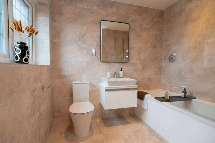 4 Bedroom Detached House For Sale In Bartons Road, Havant, PO9