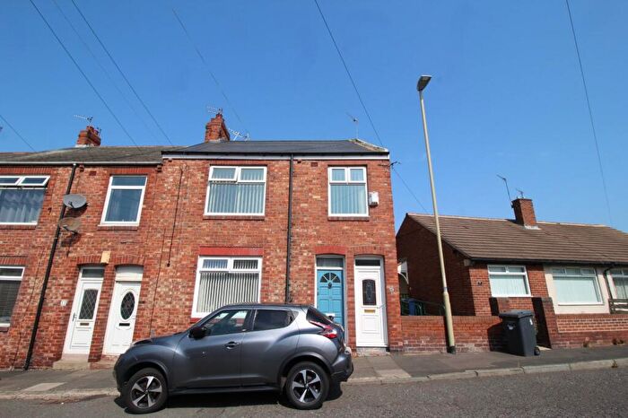 2 Bedroom Apartment To Rent In Prince Consort Road, Hebburn, Tyne And Wear, NE31