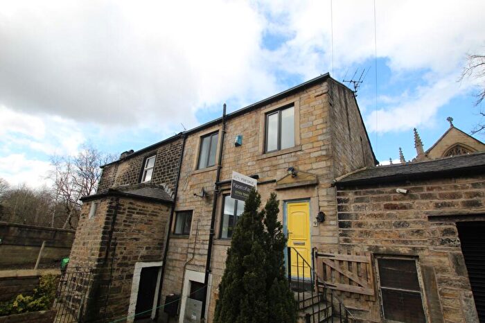 1 Bedroom End Of Terrace House For Sale In Madens Square, Littleborough, OL15