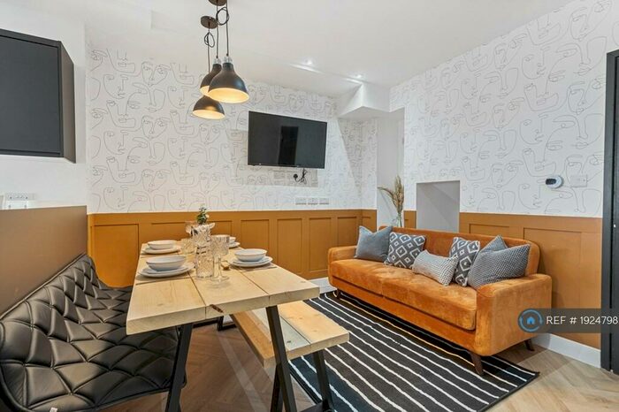 5 Bedroom Terraced House To Rent In Colchester Street, Coventry, CV1