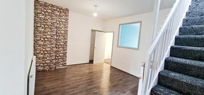 2 Bedroom Flat To Rent In Brynymor Road, Swansea, SA1