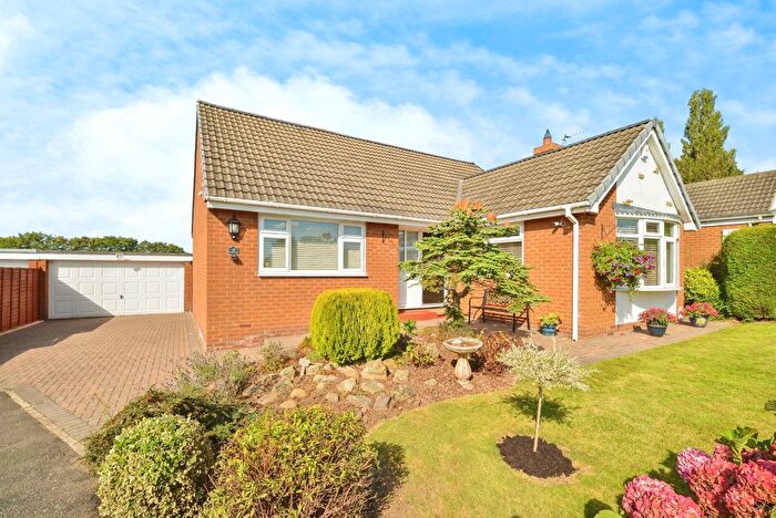 3 Bedroom Bungalow For Sale In Dunsmore Close, Maltby, Middlesbrough, Durham, TS8