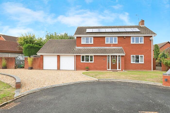 4 Bedroom Detached House For Sale In Reeve Court, Kidderminster, DY10
