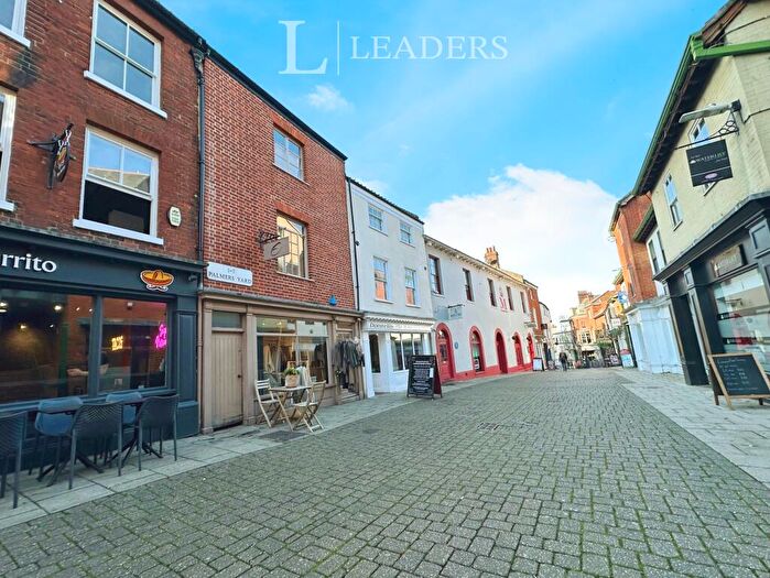 2 Bedroom Apartment To Rent In Palmers Yard, NR1