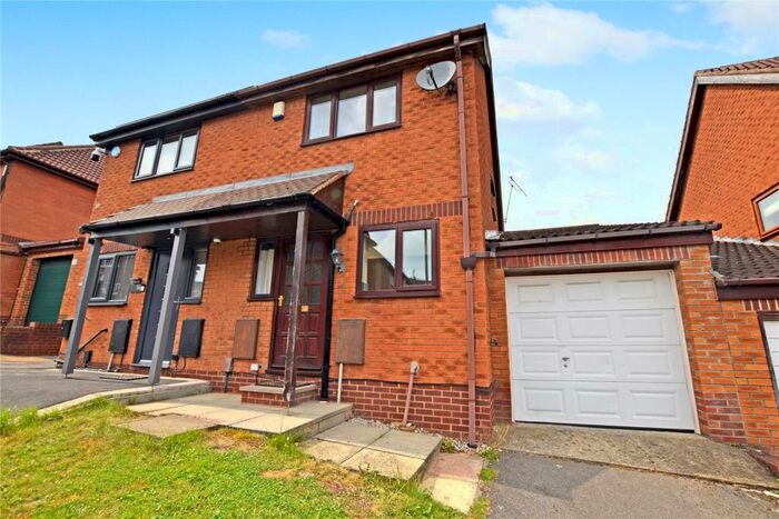 2 Bedroom Semi-Detached House To Rent In Ibbetson Croft, Churwell, Morley, Leeds, LS27