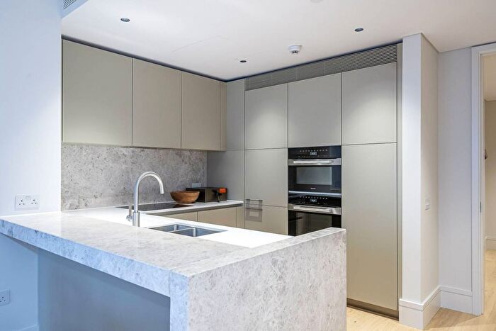 2 Bedroom Flat For Sale In Nutford Place, Marylebone, London, W1H