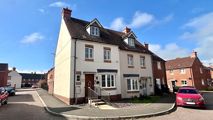 4 Bedroom End Terrace House For Sale In Coker Way, Chard, Somerset, TA20