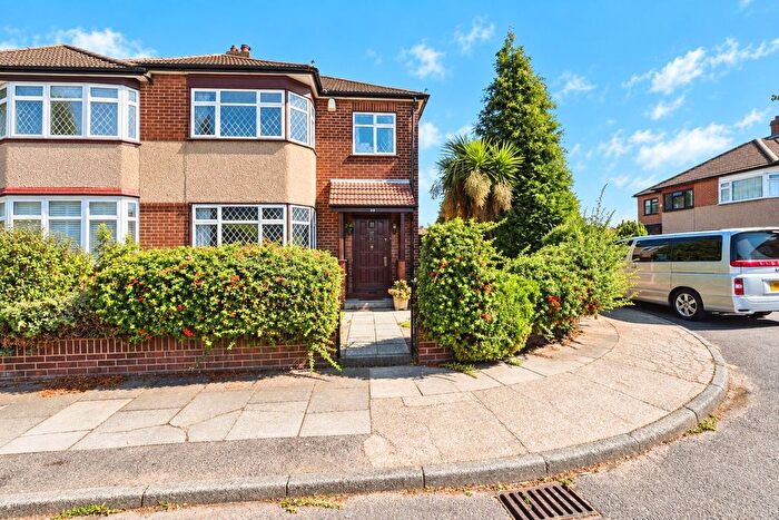 3 Bedroom Semi-Detached House For Sale In Franmil Road, Hornchurch, Essex, RM12