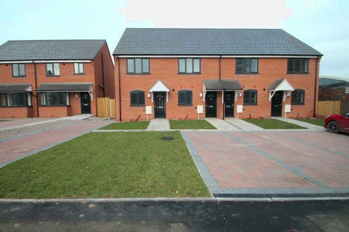 2 Bedroom Terraced House To Rent In Attwood Street, Lye, Stourbridge, West Midlands, DY9