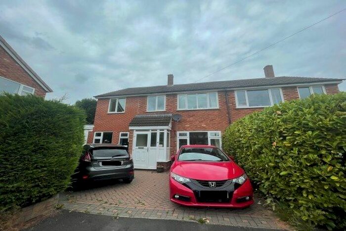 4 Bedroom Property To Rent In Pass Avenue, Lichfield, WS14
