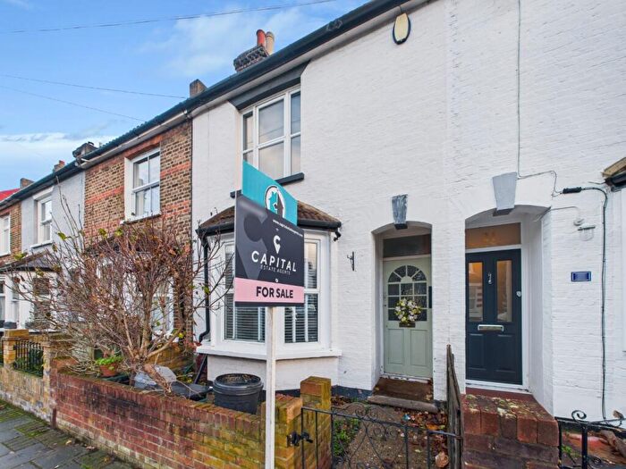 2 Bedroom Terraced House For Sale In Park End, Bromley, Kent, BR1
