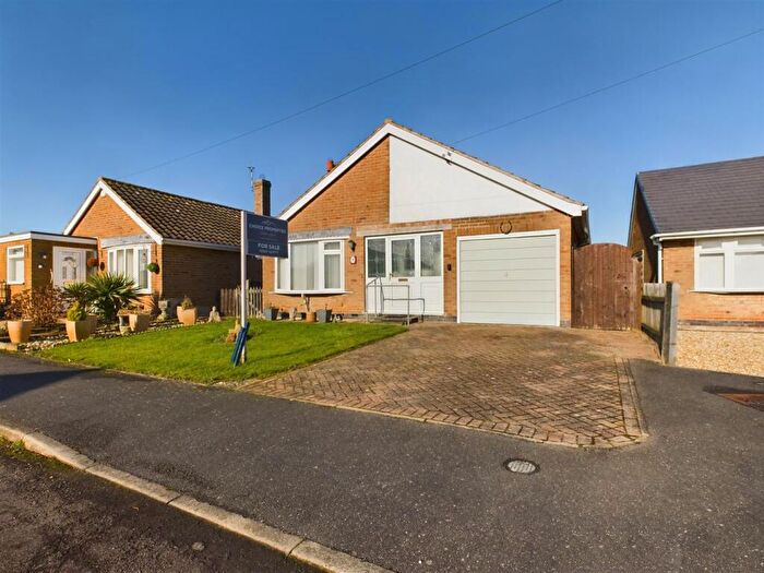 2 Bedroom Detached Bungalow For Sale In Camelot Gardens, Sutton-On-Sea, LN12