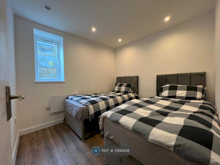 1 Bedroom Flat To Rent In Finchley Lane, London, NW4