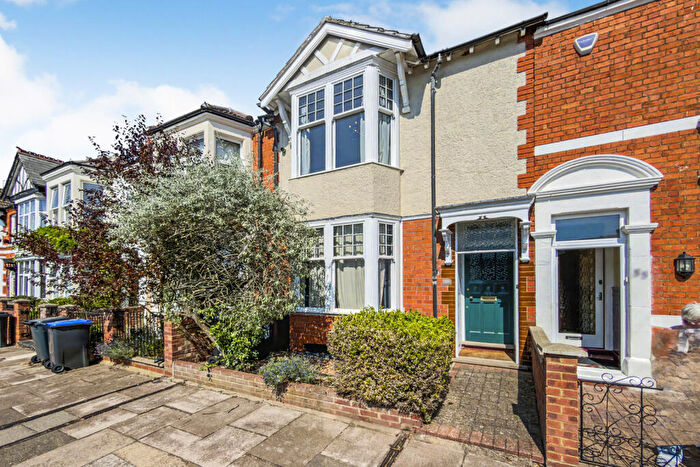 3 Bedroom Terraced House To Rent In Ardington Road, Northampton, Northamptonshire, NN1