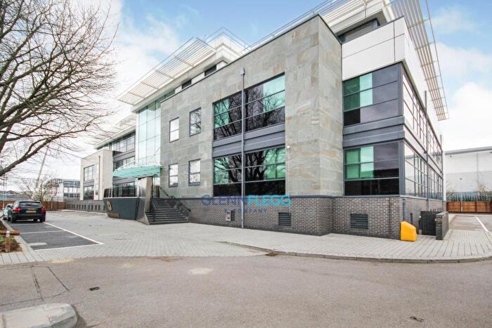 1 Bedroom Apartment To Rent In New Eton House, Slough, Berkshire, SL1