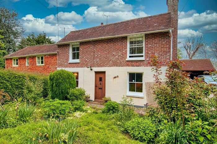 4 Bedroom Semi-Detached House For Sale In Stubb Lane, Rye, TN31