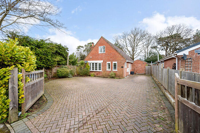 4 Bedroom Detached House For Sale In Cardinal Way, Locks Heath, Southampton, SO31
