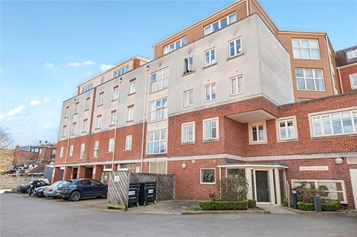 1 Bedroom Flat To Rent In Chase Side, London, N14