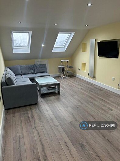 1 Bedroom Flat To Rent In High St, Northwood, HA6