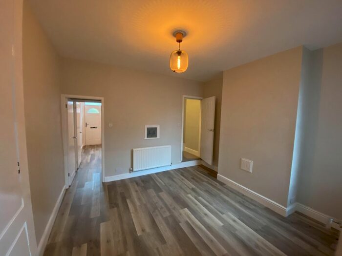 2 Bedroom Terraced House To Rent In Gladstone Street, Beeston, NG9