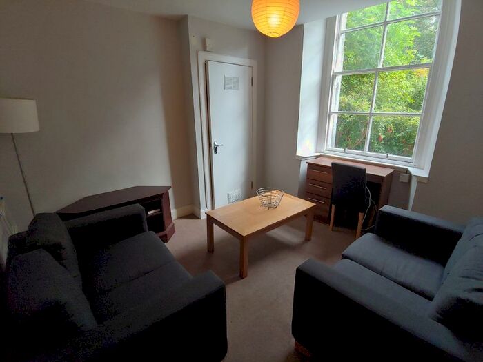 3 Bedroom Flat To Rent In Caledonian Place, Dalry, Edinburgh, EH11